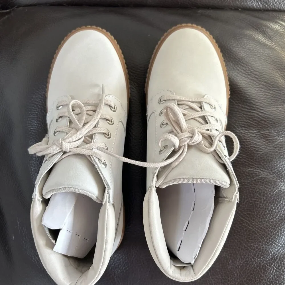 Timberland Women's Skyla Bay Chukka White Nubuck Boots Leather A2R69 Sz 7.5 NEW